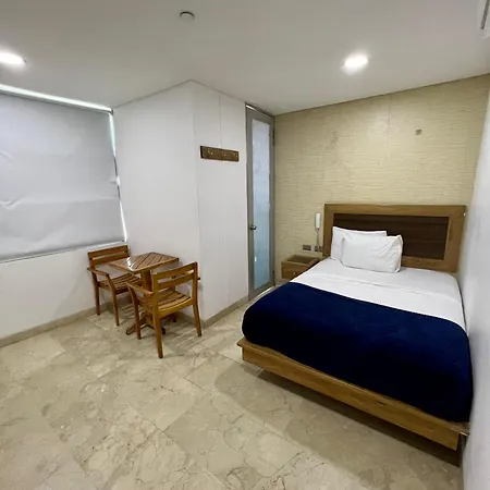Odonata Real Hotel *